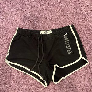Hollister High Rise Black Shorts